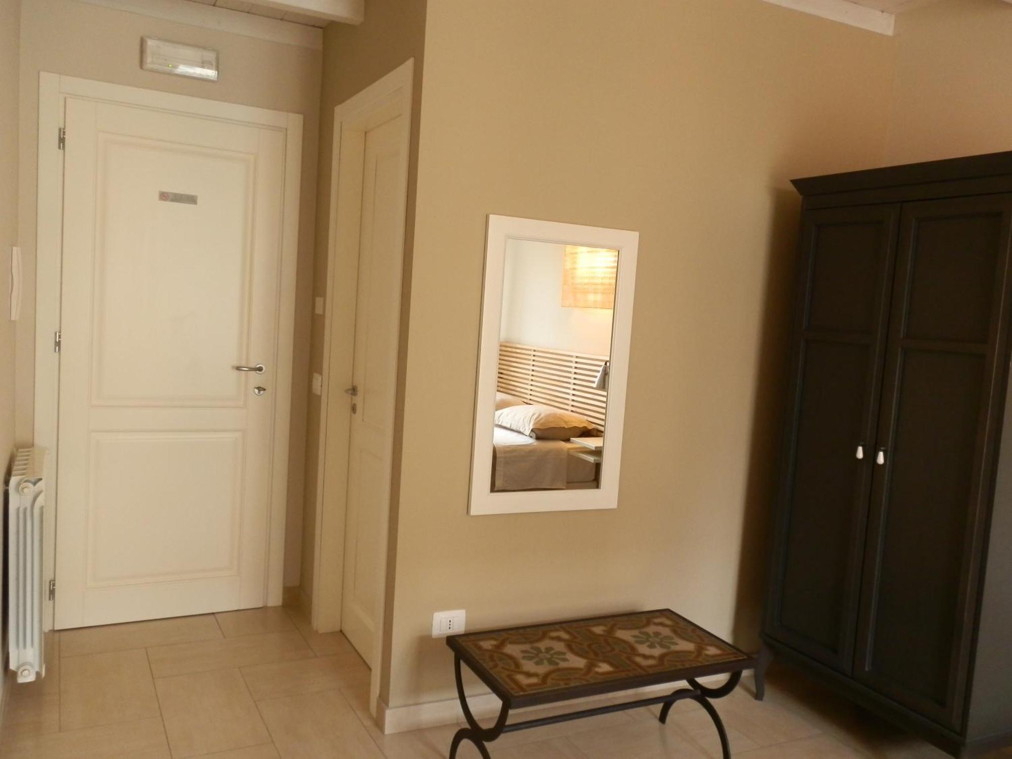 B&B Re Umberto มิลาซโซ ห้อง รูปภาพ